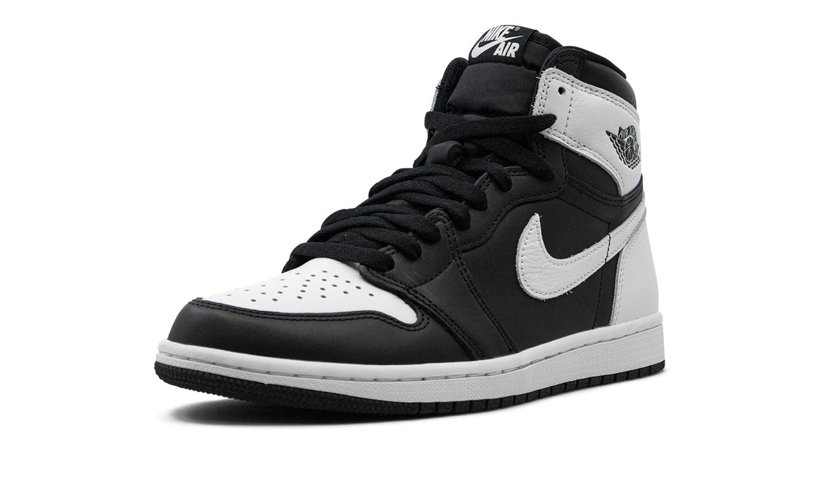 Air Jordan 1 Retro High OG Sneakers in Brown, White & Black