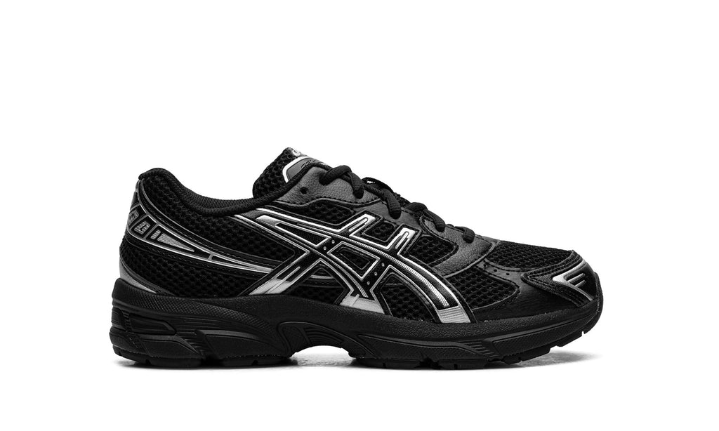 ASICS GEL-1130 Sneakers – Black & Metallic Silver