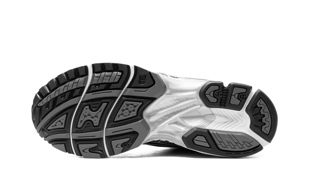 ASICS GEL-KAYANO 14 Sneakers – Metallic Silver, Gray & Black