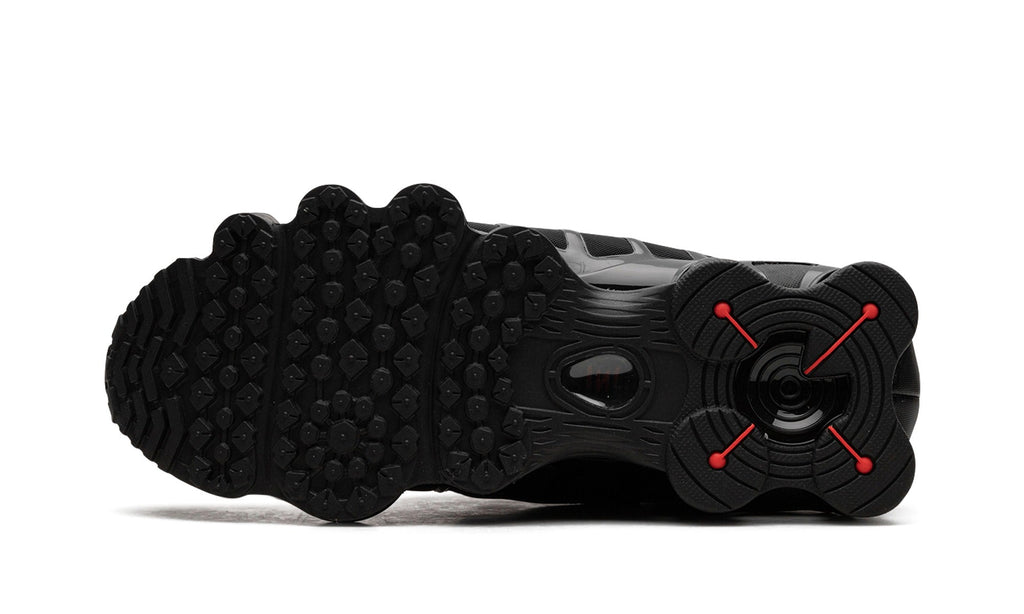 Nike Shox TL Sneakers in Black