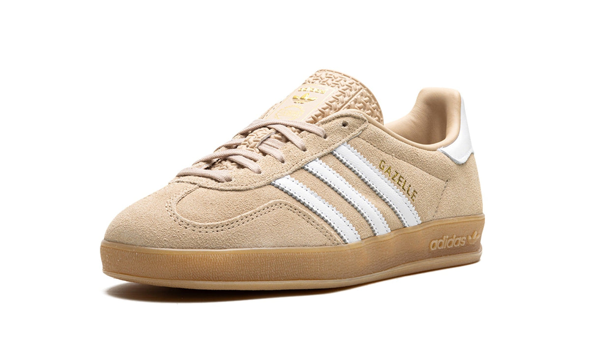 adidas Gazelle Sneakers – Beige, White & Gum